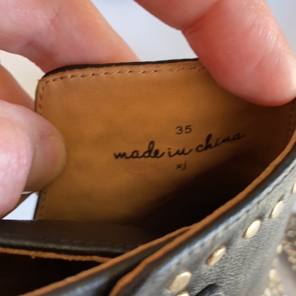 Joie Bickson ankle bootie womens Sz 5 stud zip back - Picture 4 of 7